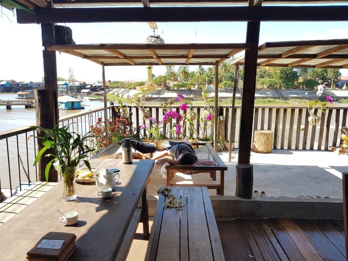 St 63 Home Stay & Tour Kampong Khleang Exterior foto